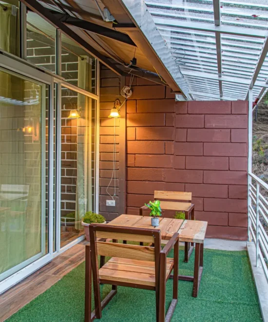 Balcony view of single private room